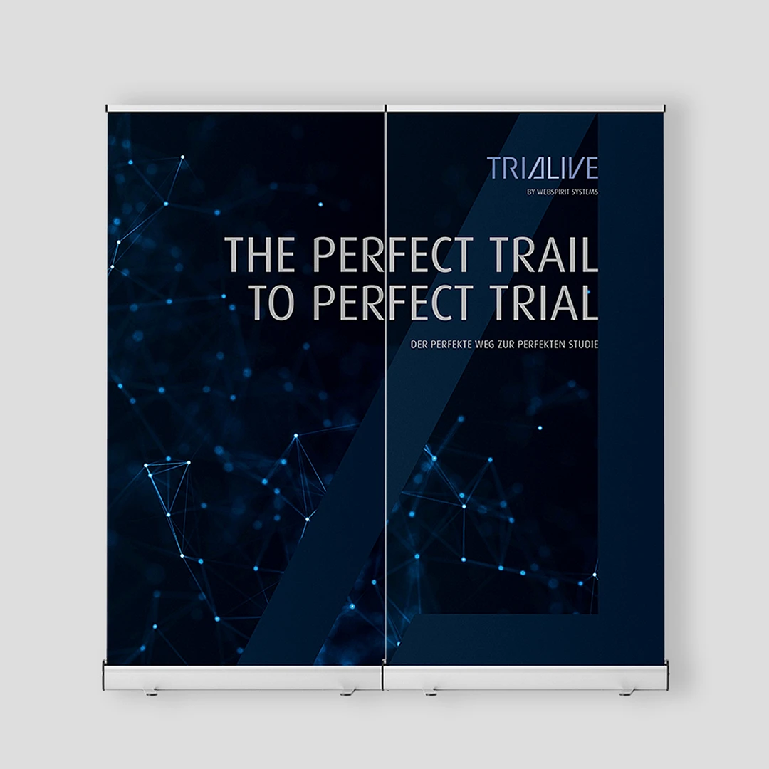 zwei rollup-banner mit dem trialive-schriftzug auf dunkelblauem netzwerkmuster